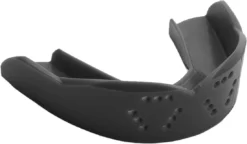 Sisu 3D Gebitsbeschermer -Wintersport Winkel sisu 3d mouth guard yo